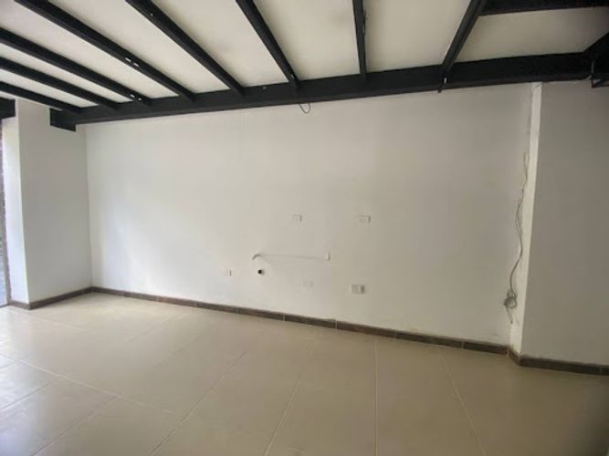 Local en arriendo en Los Colores, Medellín, 40 m² · foto 4 de 12