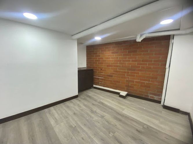Local en arriendo en Los Colores, Medellín, 50 m² · foto 8 de 13