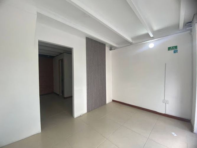 Local en arriendo en Los Colores, Medellín, 50 m² · foto 9 de 13