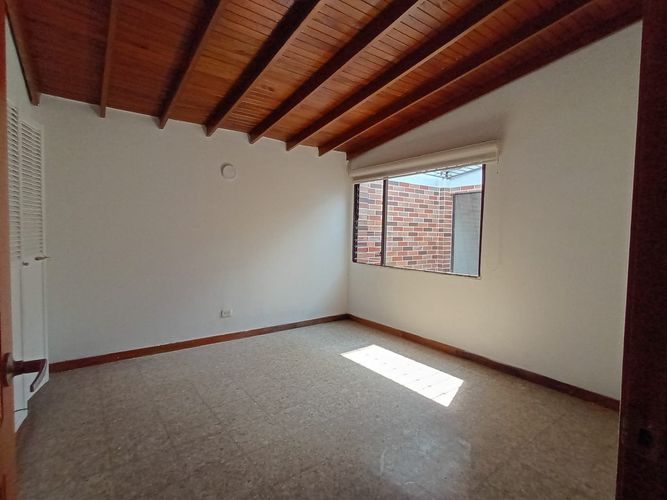Oficina en arriendo en Laureles, Medellín, 270 m² · foto 14 de 18