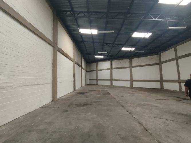 Bodega en arriendo en La Badea, Dosquebradas, 500 m² · foto 4 de 8