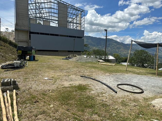 Bodega en arriendo en Actividad Multiple, Copacabana, 2220 m² · foto 4 de 6