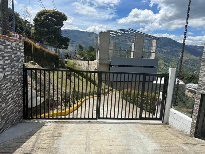 Bodega en arriendo en Actividad Multiple, Copacabana, 2220 m² · foto 5 de 6