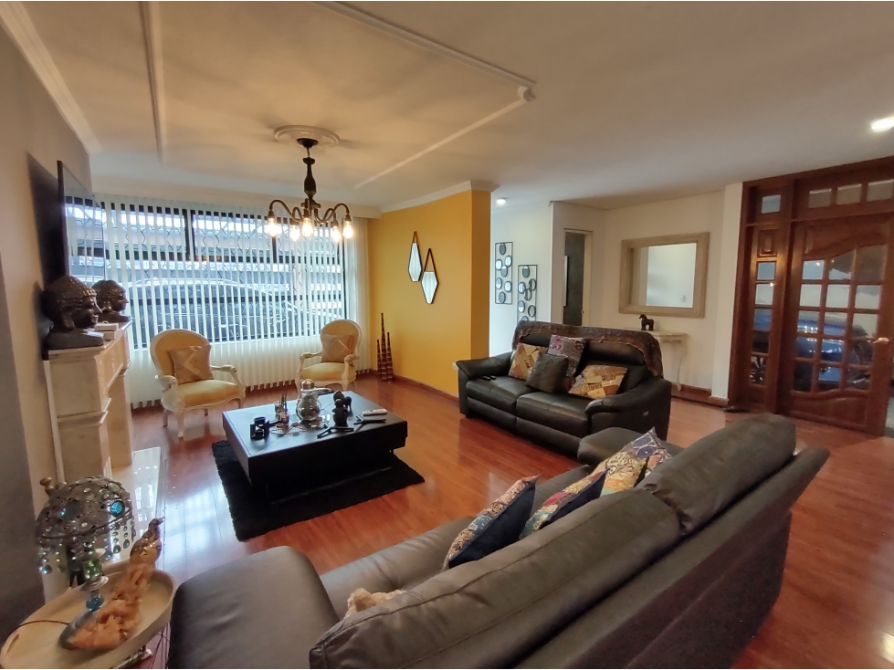 Casa en venta en Normandia, Bogotá · foto 10 de 24