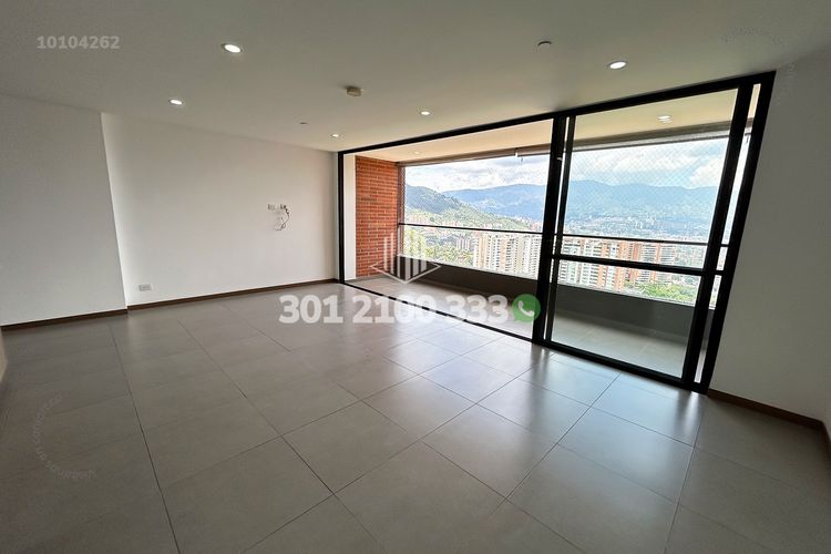 Apartamento de 3 alcobas en arriendo en Las Brujas, Envigado, 135 m² · foto 3 de 24