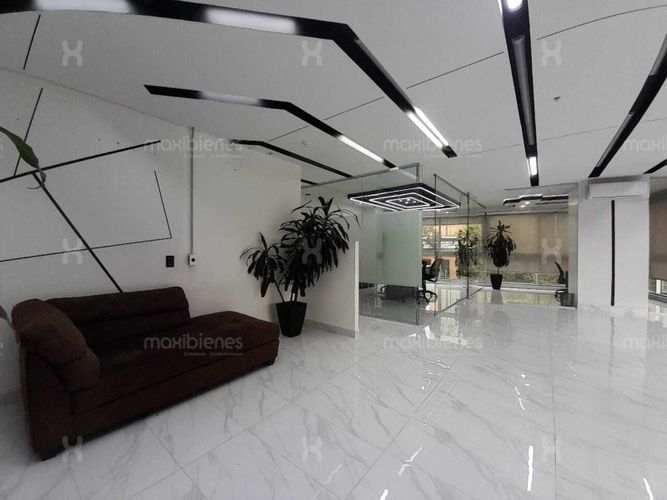 Local en arriendo en Castropol, Medellín, 130 m² · foto 3 de 8