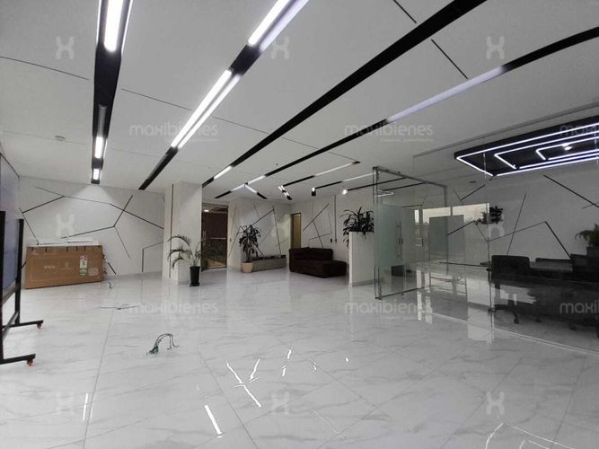 Local en arriendo en Castropol, Medellín, 130 m² · foto 4 de 8