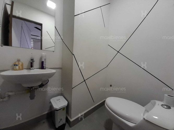 Local en arriendo en Castropol, Medellín, 130 m² · foto 8 de 8