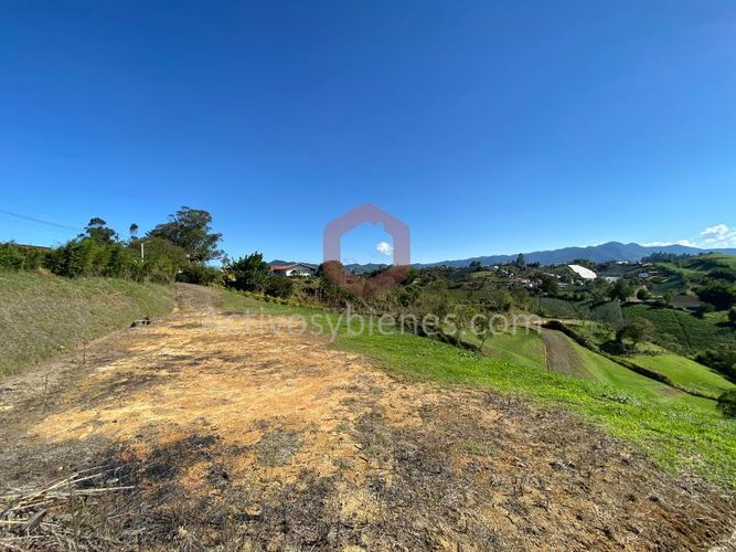 Lote en venta en La Industrial, Marinilla, 3425 m² · foto 6 de 10