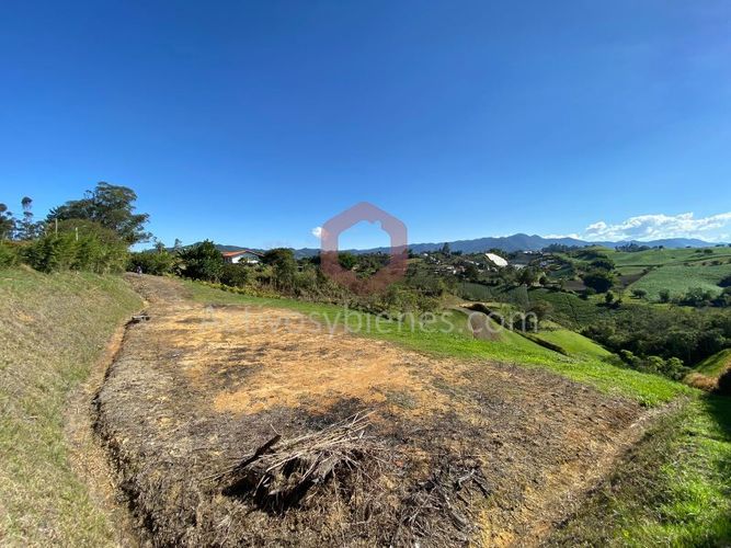 Lote en venta en La Industrial, Marinilla, 3425 m² · foto 7 de 10