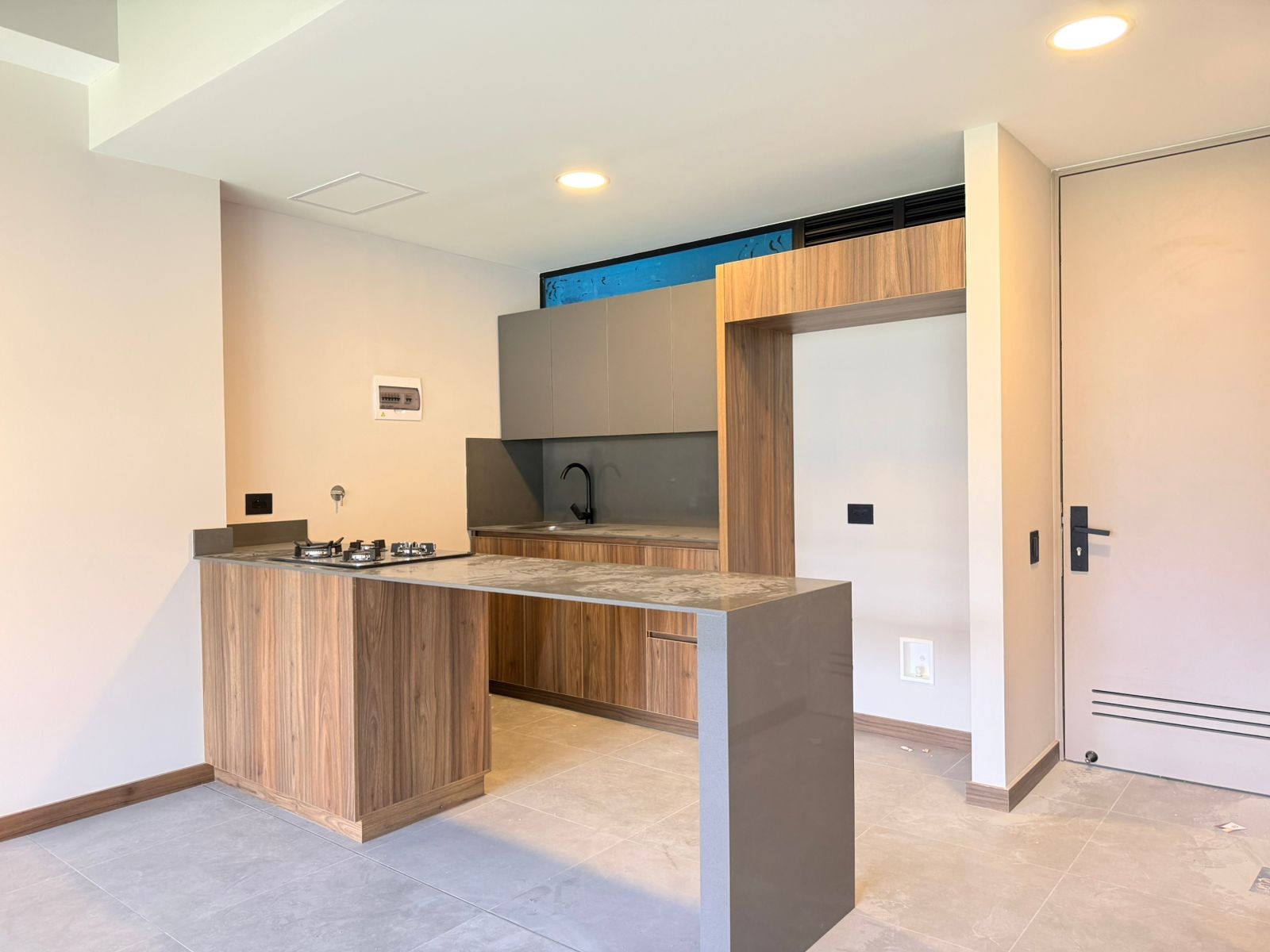 Apartamento en venta en El Poblado, Medellín · foto 7 de 13