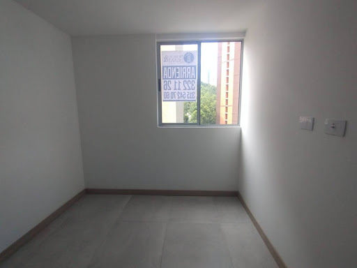 Apartamento en arriendo en Loma De San Jose, Sabaneta · foto 9 de 19