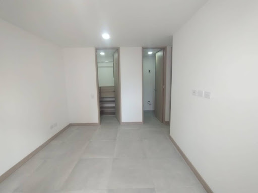 Apartamento en arriendo en Loma De San Jose, Sabaneta · foto 14 de 19