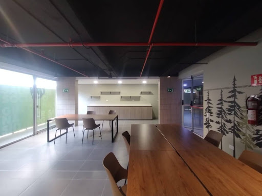 Apartamento en arriendo en Loma De San Jose, Sabaneta · foto 18 de 19