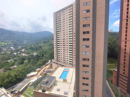 Apartamento en arriendo en Loma De San Jose, Sabaneta · foto 19 de 19