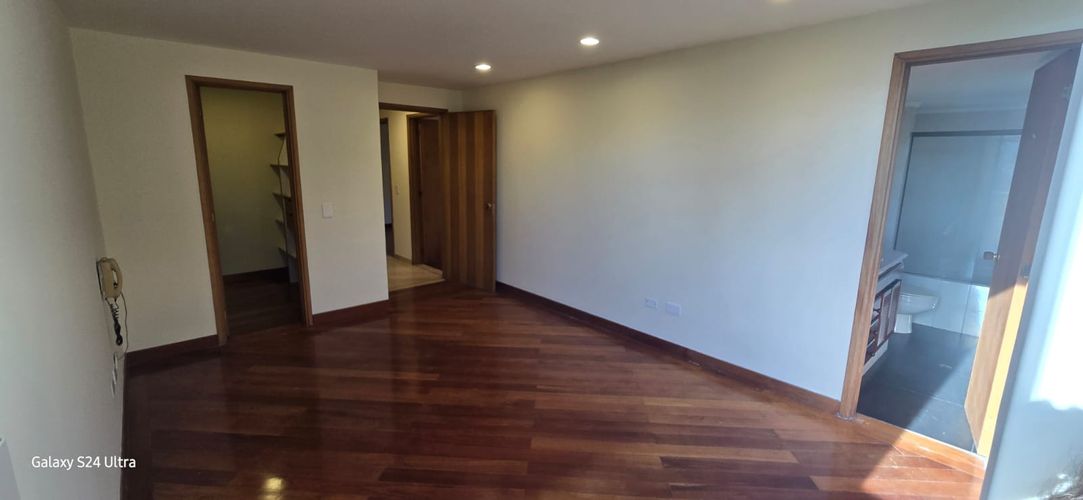 Apartamento de 3 alcobas en venta en La Florida, Medellín, 172 m² · foto 11 de 21