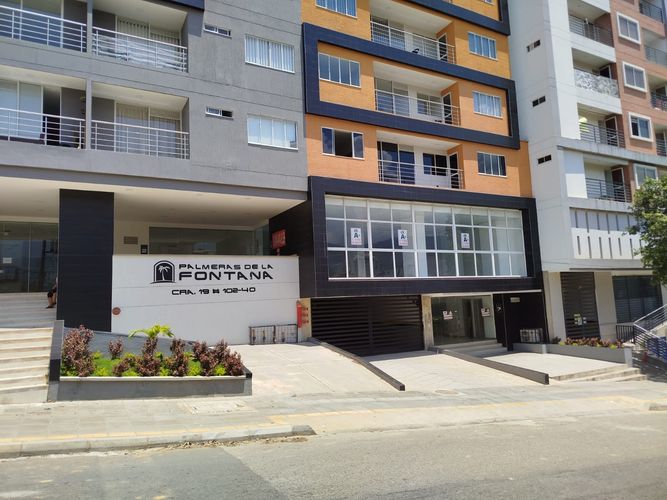 Local en arriendo en Fontana, Bucaramanga, 228 m² · foto 2 de 20