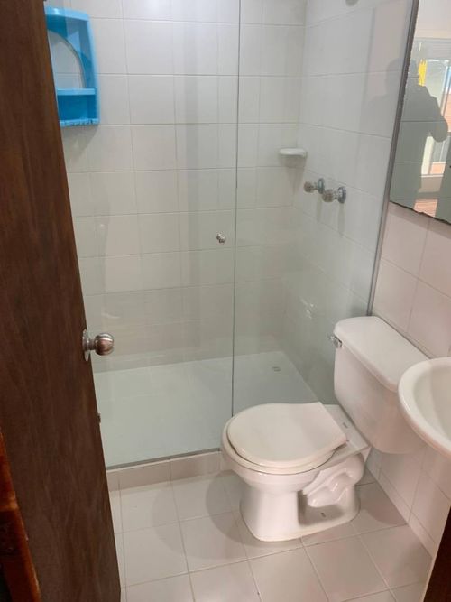 Apartamento de 3 alcobas en venta en Hato Viejo, Bello, 63 m² · foto 9 de 11