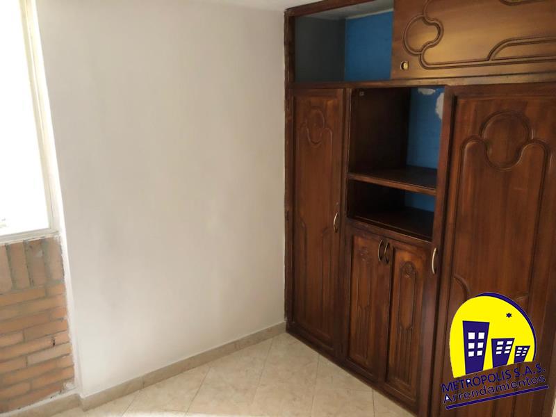 Apartamento en venta en Villa Hermosa, Medellín · foto 7 de 12