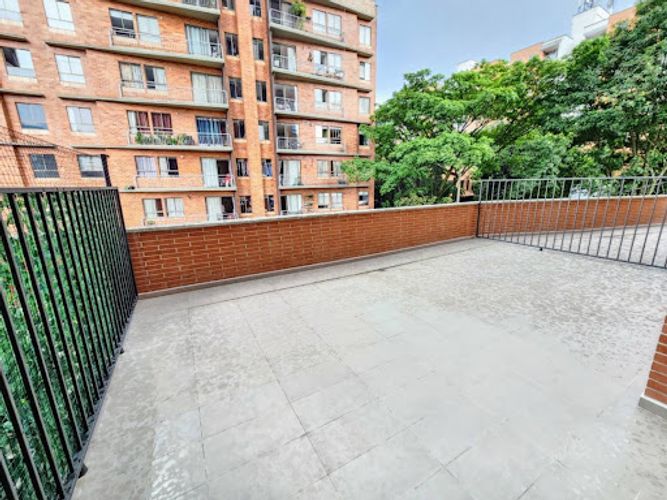 Apartamento de 2 alcobas en venta en Las Casitas, Sabaneta, 113 m² · foto 20 de 20