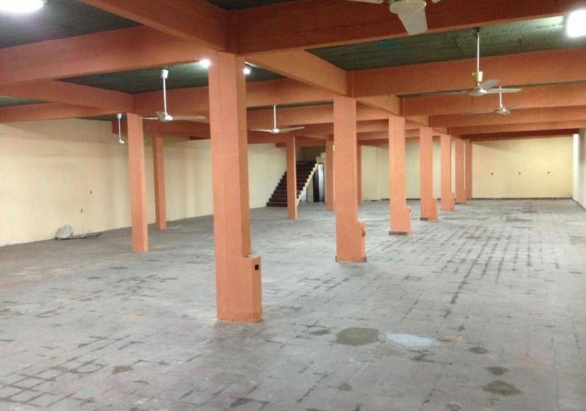 Vendo Depósito con Ubicación Privilegiada - A Solo 2 Cuadras de Gral. Santos — foto 3
