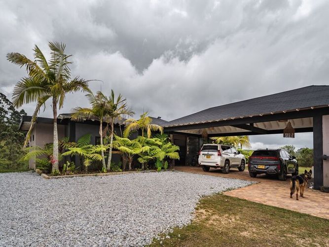Casa de 3 alcobas en arriendo en Santa Ana, Rionegro, 300 m² · foto 23 de 24