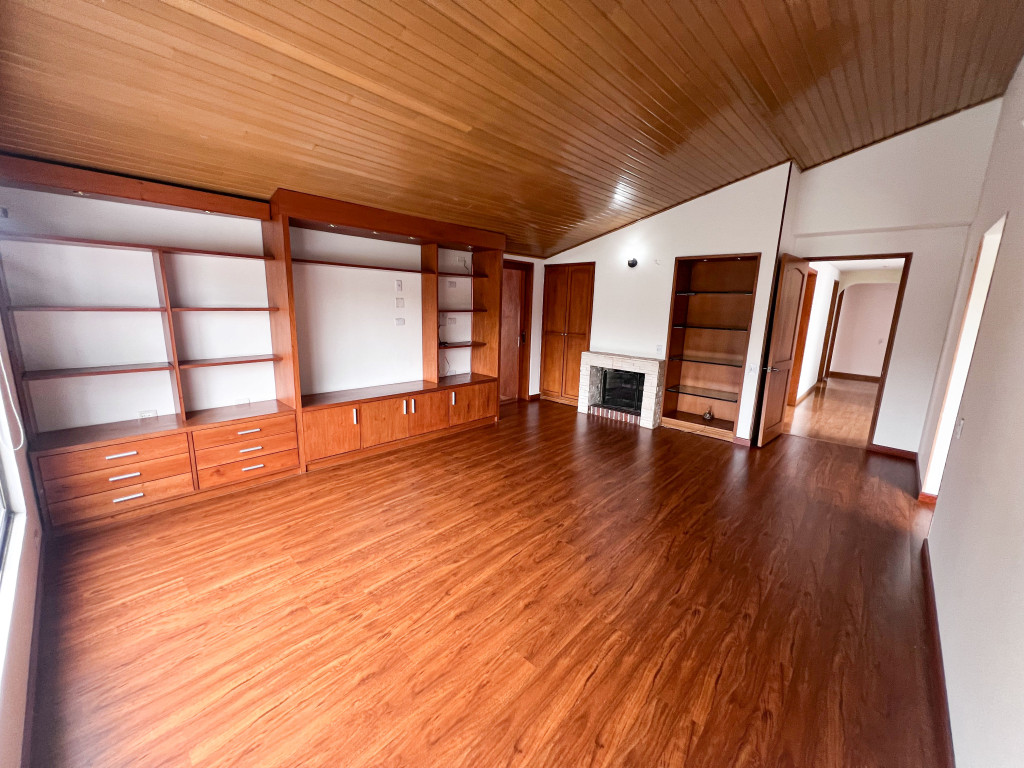 Casa en venta en San Jose De Bavaria, Bogotá · foto 5 de 14