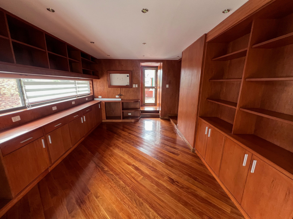 Casa en venta en San Jose De Bavaria, Bogotá · foto 10 de 14
