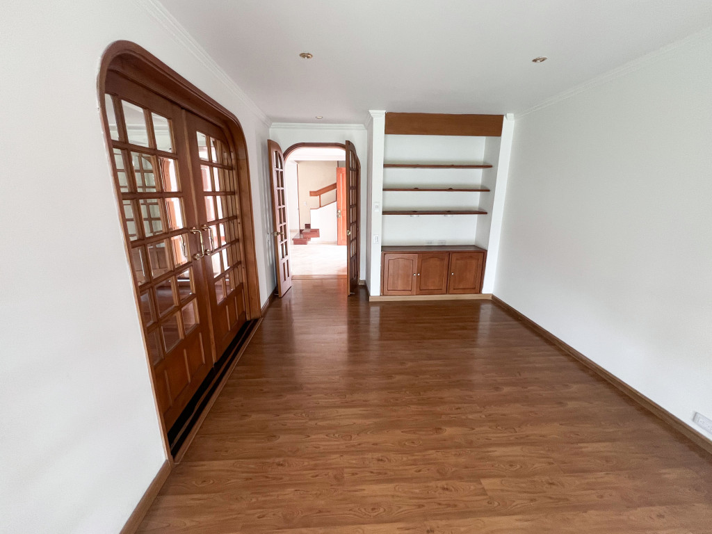 Casa en venta en San Jose De Bavaria, Bogotá · foto 13 de 14