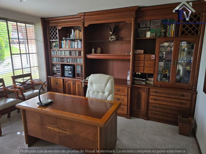 Casa de 5 alcobas en venta en Lagos Del Cacique, Bucaramanga, 290 m² · foto 4 de 24