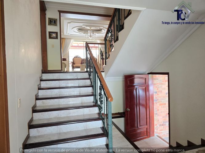 Casa de 5 alcobas en venta en Lagos Del Cacique, Bucaramanga, 290 m² · foto 12 de 24