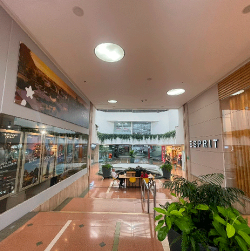 Local en venta en Conquistadores, Medellín, 112 m² · foto 3 de 4