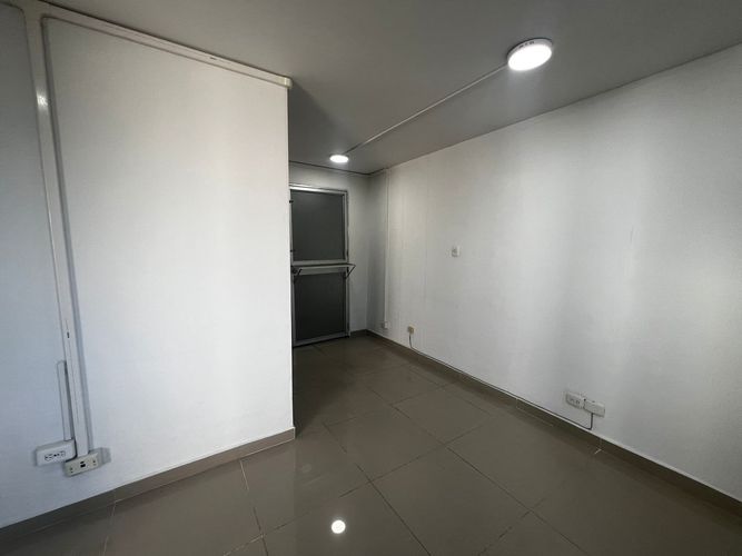 Consultorio en venta en Sector Plaza De Bolivar, Pereira, 156 m² · foto 10 de 24