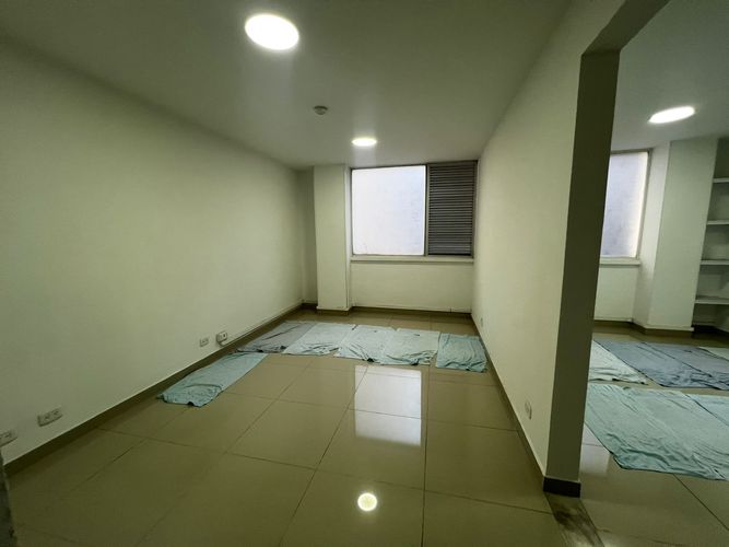 Consultorio en venta en Sector Plaza De Bolivar, Pereira, 156 m² · foto 16 de 24