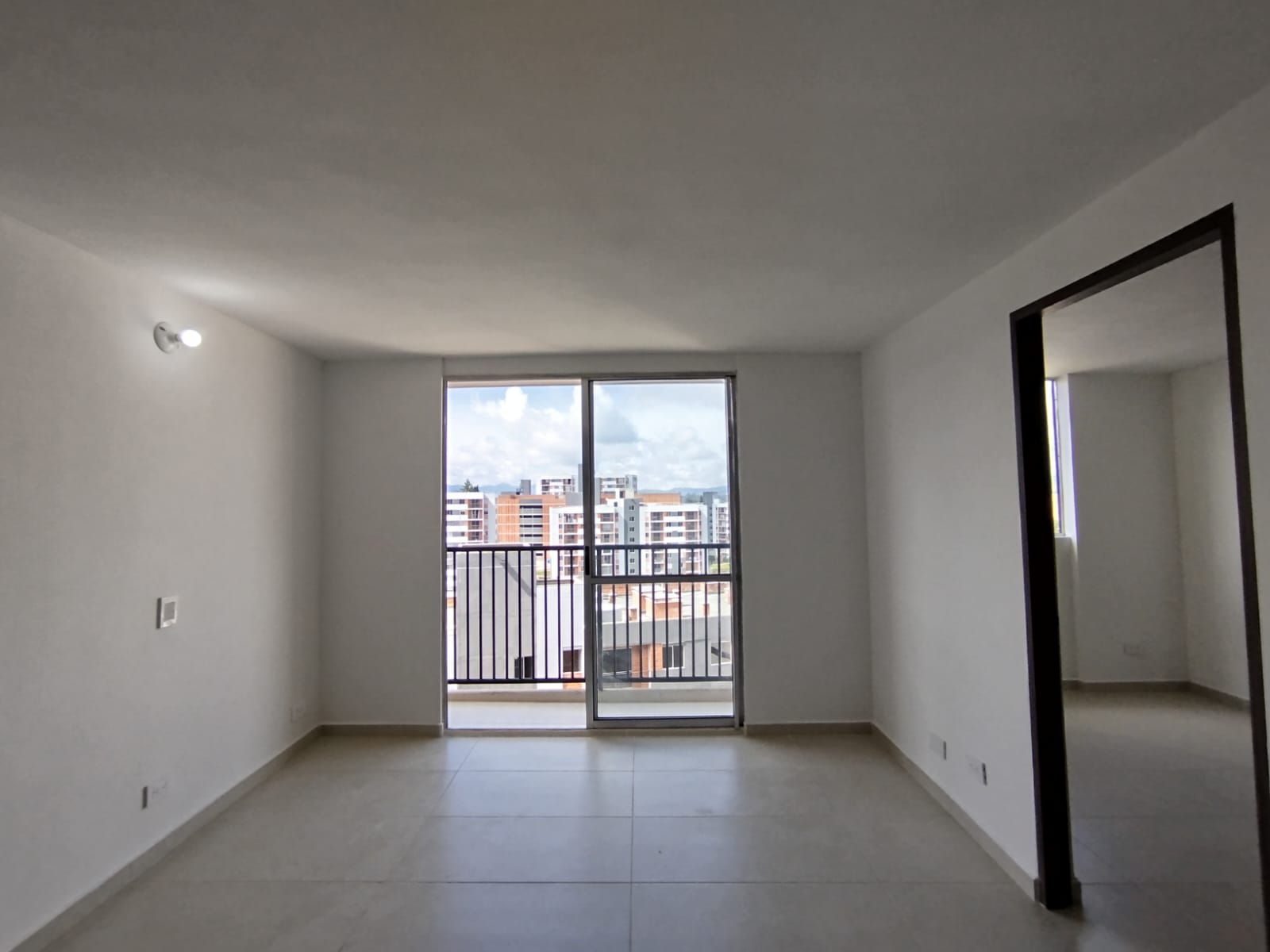 Apartamento en arriendo en Centro, Rionegro · foto 5 de 13