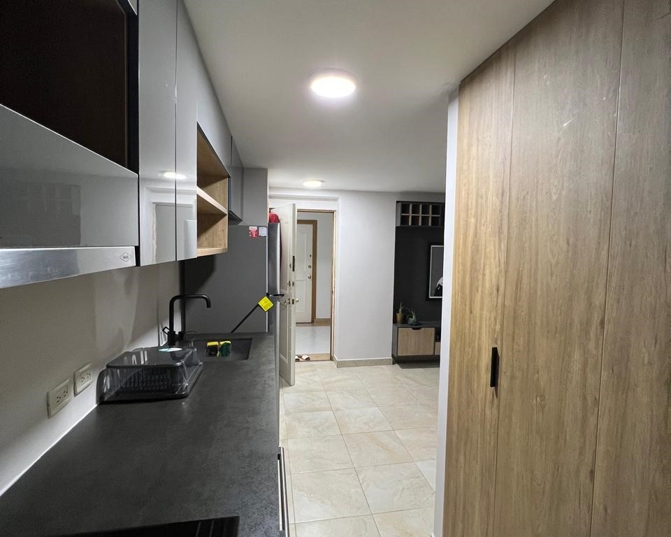 Apartamento en venta en El Poblado, Medellín · foto 5 de 11