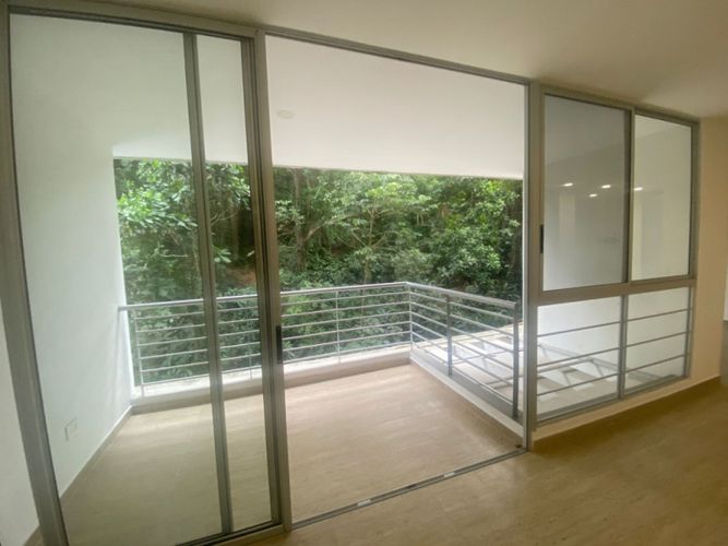 Apartamento de 2 alcobas en venta en Ruitoque, Floridablanca, 102 m² · foto 5 de 24