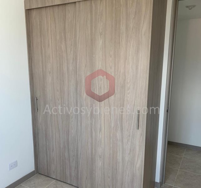 Apartamento en arriendo en Loma Del Barro, Envigado · foto 6 de 16