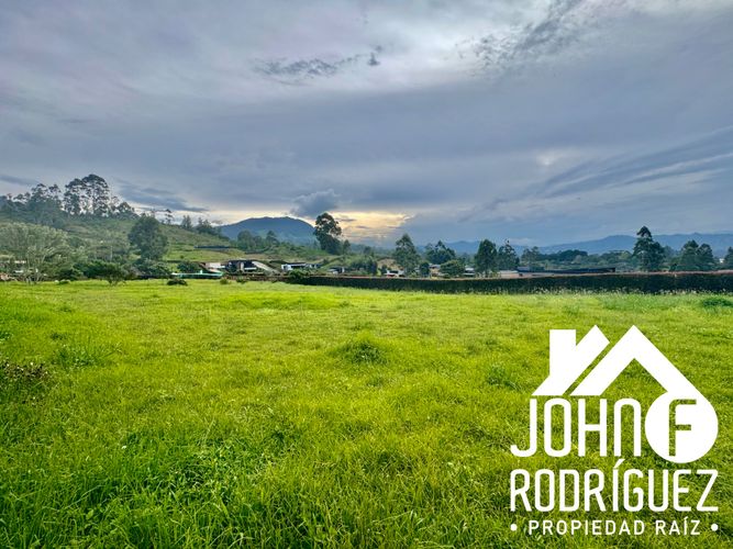 Lote en venta en Vereda Yarumal, La Ceja, 2000 m² · foto 2 de 8