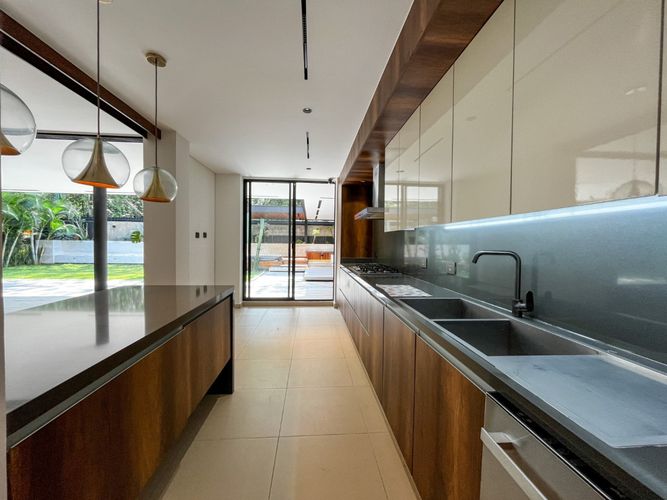 Casa de 4 alcobas en venta en Pance, Cali, 302 m² · foto 4 de 24