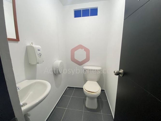 Edificio en venta en Belén, Medellín, 136 m² · foto 12 de 21