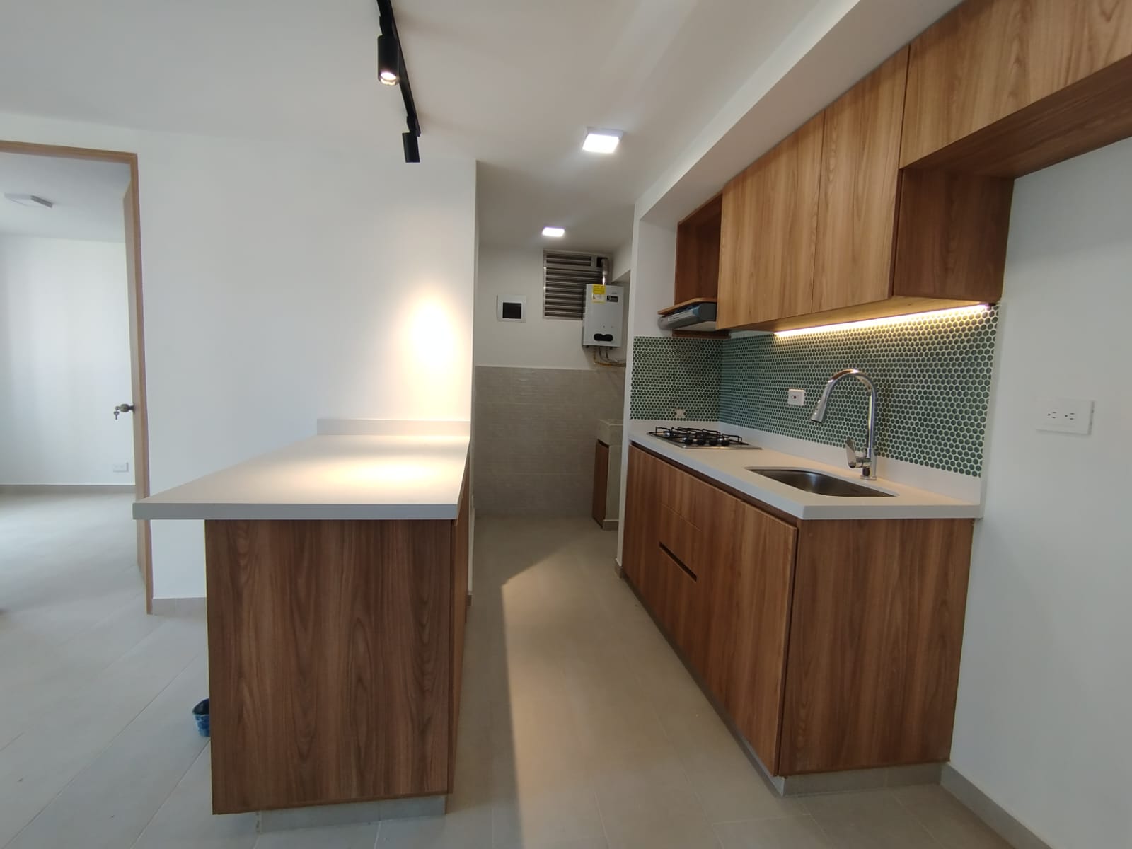 Apartamento en arriendo en Centro, Rionegro · foto 3 de 16