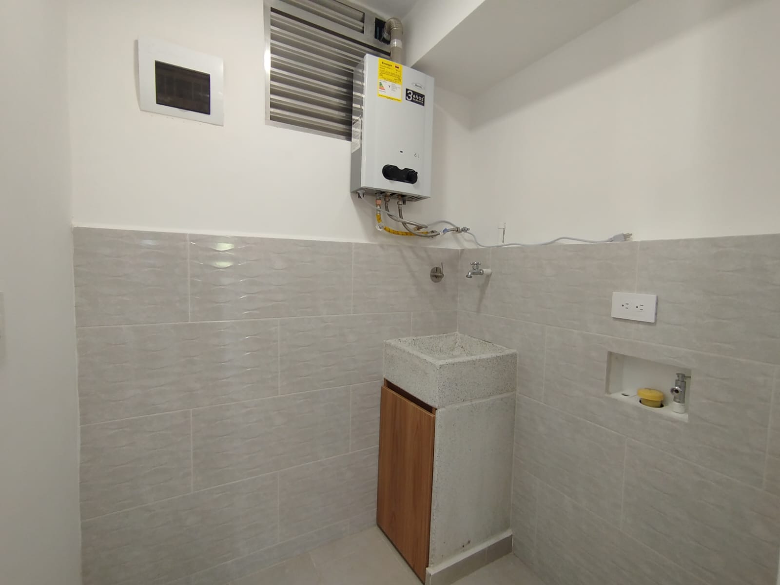 Apartamento en arriendo en Centro, Rionegro · foto 7 de 16
