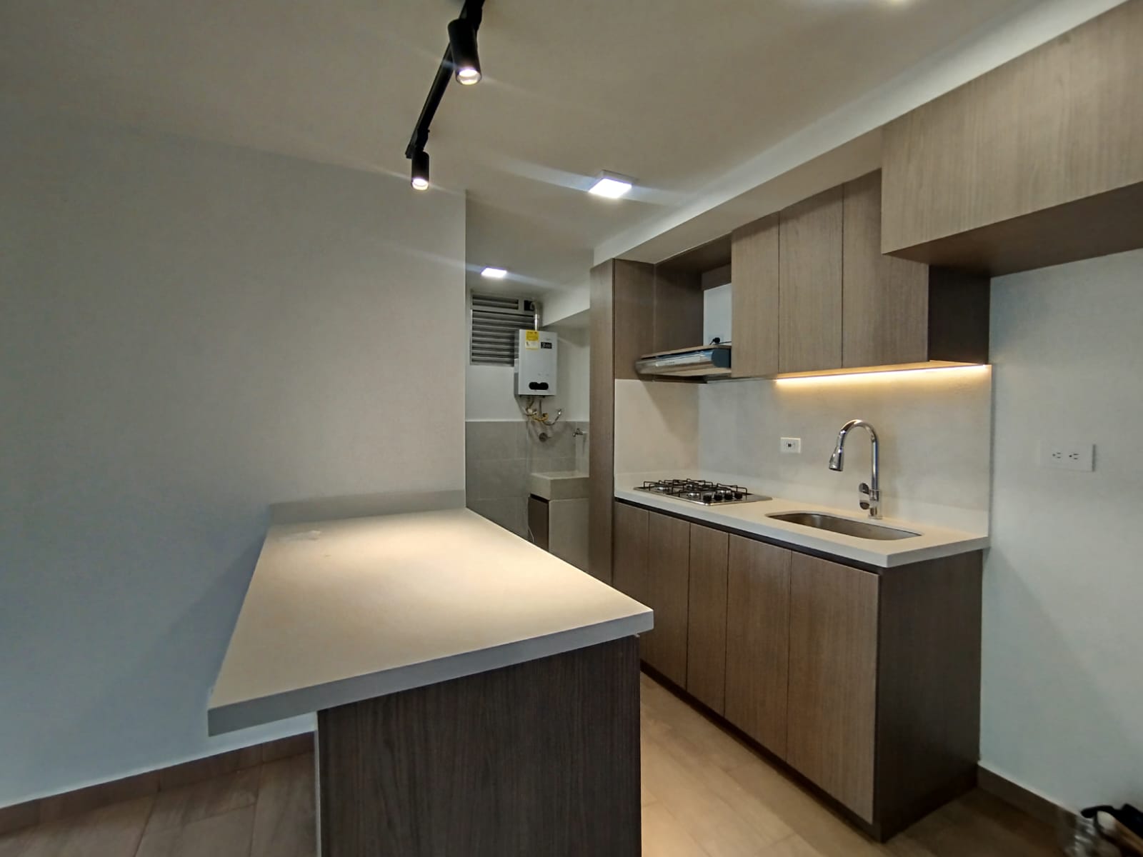 Apartamento en arriendo en Centro, Rionegro · foto 2 de 14