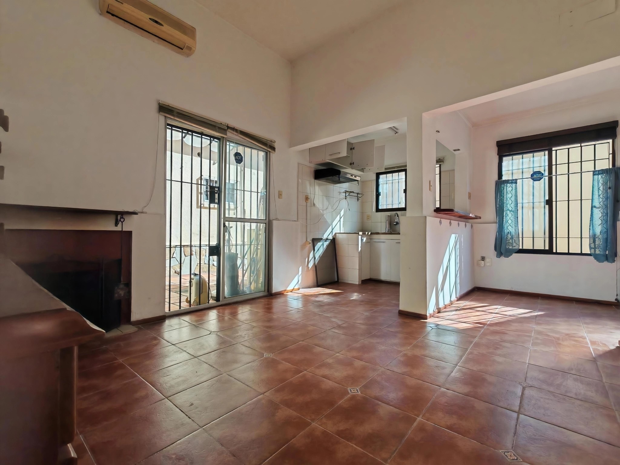 Casa / Apartamento en Venta - 1 Dormitorio - La Blanqueada
