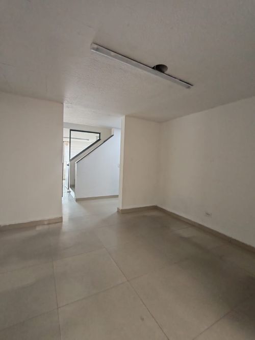 Casa de 5 alcobas en venta en La Castellana, Bogotá, 243 m² · foto 10 de 20