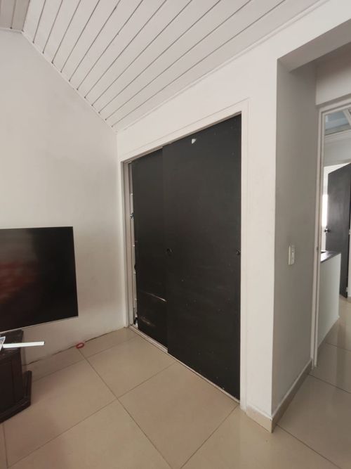 Casa de 5 alcobas en venta en La Castellana, Bogotá, 243 m² · foto 18 de 20
