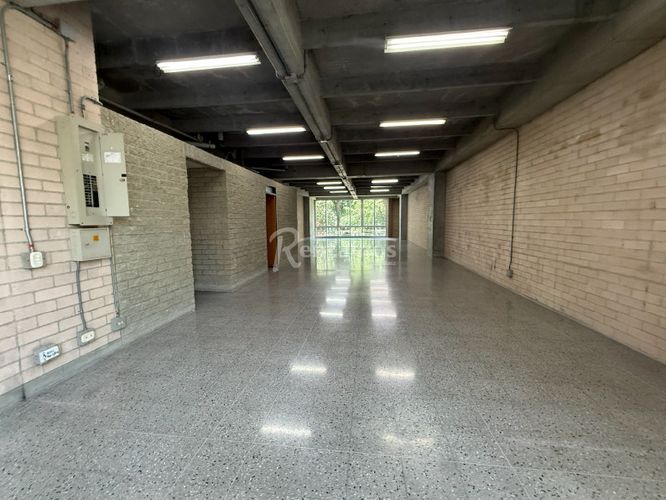 Oficina en arriendo en Guayabal, Medellín, 178 m² · foto 3 de 20