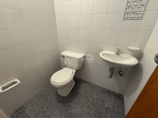 Oficina en arriendo en Guayabal, Medellín, 178 m² · foto 17 de 20