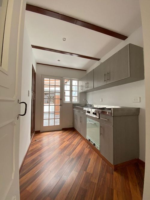 Casa de 5 alcobas en venta en Santa Ana Oriental, Bogotá, 550 m² · foto 23 de 24